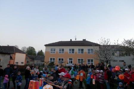 Lampionový průvod 7.5.2015