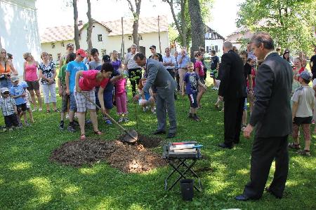 Sraz rodáků obce Vepřová 16.6.2012