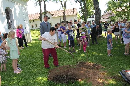 Sraz rodáků obce Vepřová 16.6.2012