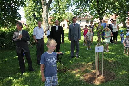 Sraz rodáků obce Vepřová 16.6.2012